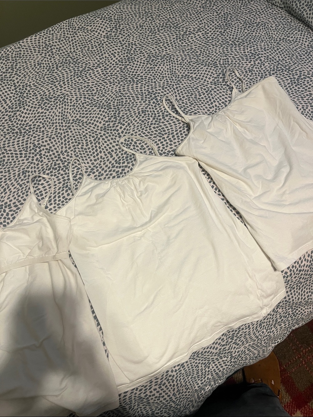 Girl’s Hanes Cotton Cami white Undershirts 3 count, size Large